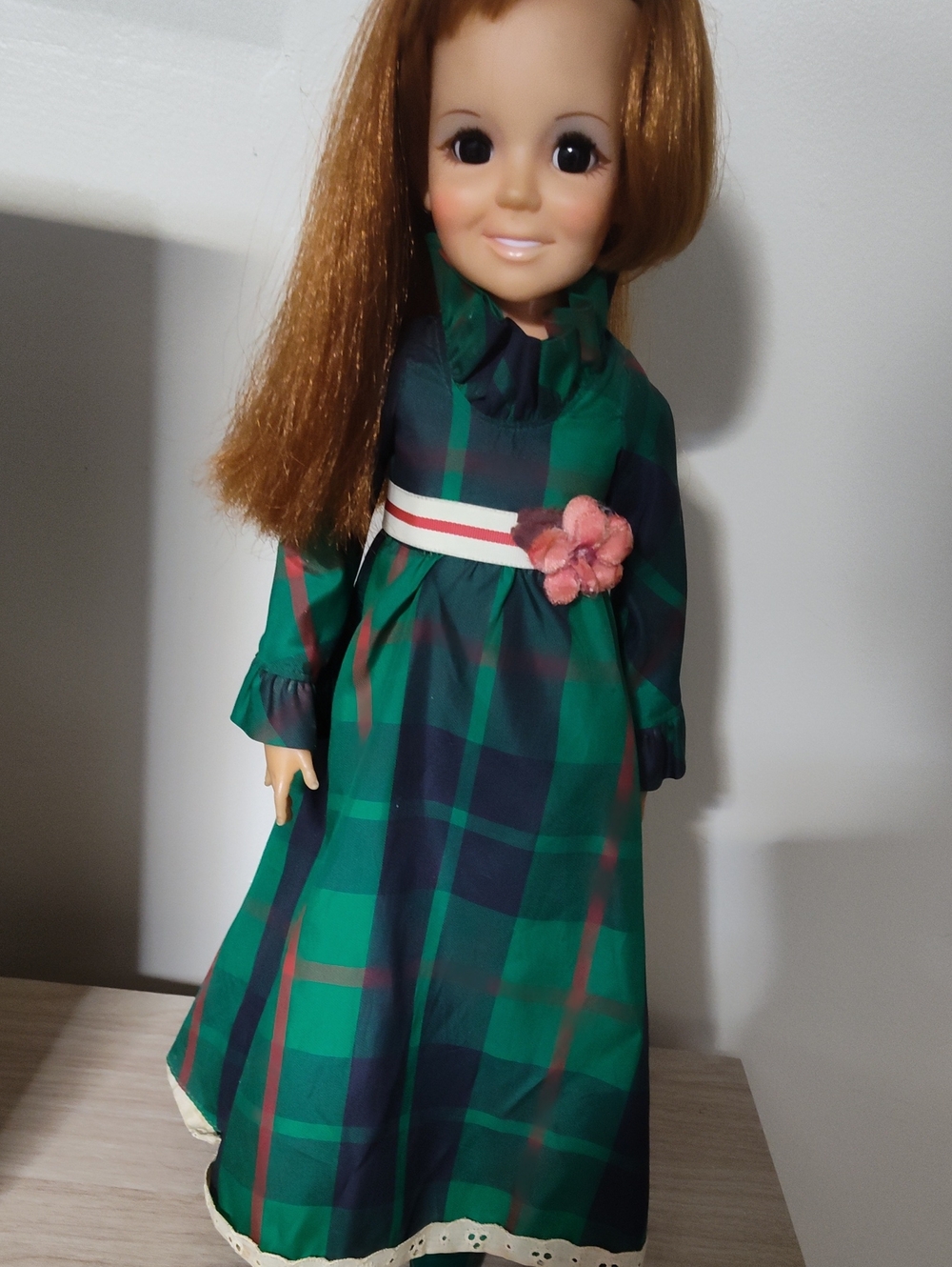 Look Around Crissy With Growing Hair By Ideal Rate Vintage